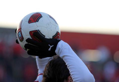 Την ανάσα της Ομόνοιας νιώθει ο ΑΠΟΕΛ, νίκη της ΕΝΠ επί της Δόξας