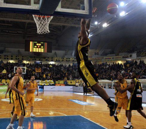 Στο… κρύο θα παραμείνει η ΑΕΚ που δεν προλαβαίνει να μετακομίσει στο Αιγάλεω