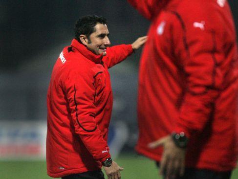 Δεν ανησυχεί από το νωθρό ξεκίνημα ο Βαλβέρδε, υπερήφανος ο Μπάντοβιτς