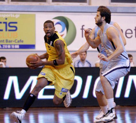 Την περίπτωση απόκτησης του Μπάξτερ εξετάζει ο Ολυμπιακός