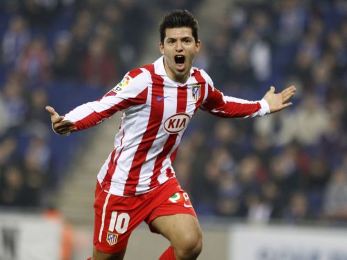 Αγκουέρο και Αντεμπαγιόρ στο στόχαστρο της Ρεάλ