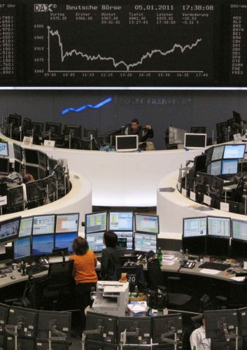 Μεικτά πρόσημα στις ευρωπαϊκές αγορές την Τετάρτη, άνοδος στη Γουόλ Στριτ