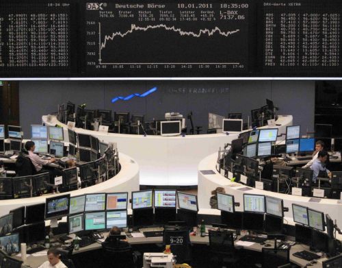 Στο πράσινο οι ευρωπαϊκές αγορές και η Γουόλ Στριτ την Τρίτη