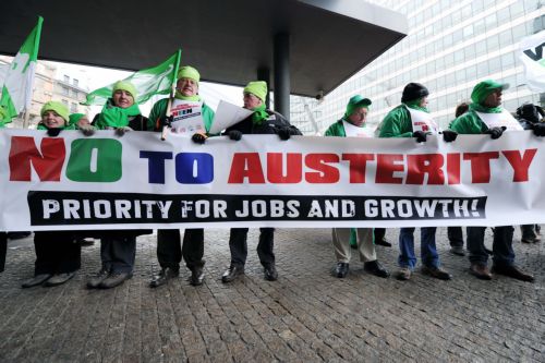 «Επίθεση προς την Κοινωνική Ευρώπη» τα πακέτα στήριξης λένε τα συνδικάτα της ΕΕ