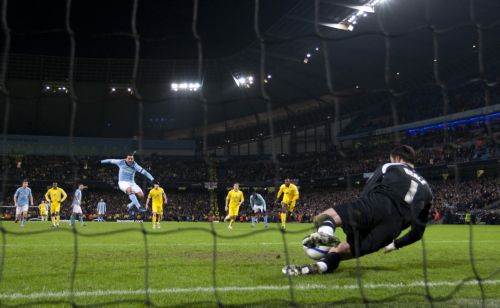 Καρδιοχτύπησε αλλά προκρίθηκε η Μάντσεστερ Σίτι, εισιτήριο για Γουλβς και Στόουκ