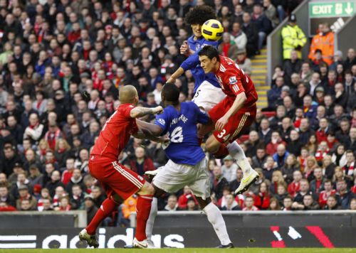 Ισοπαλίες παντού και φάντασμα υποβιβασμού στο «Άνφιλντ»