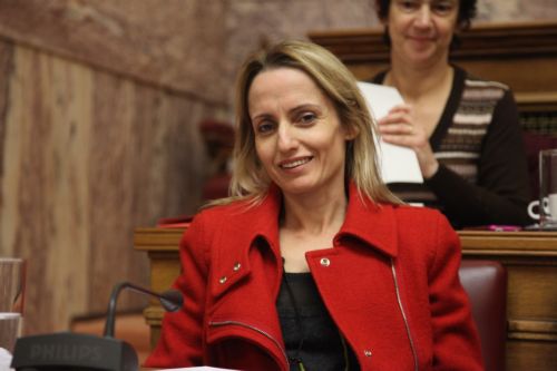 «Δεν με ενοχλεί να με χαρακτηρίζουν πεισματάρα ή άπειρη» λέει η Τίνα Μπιρμπίλη