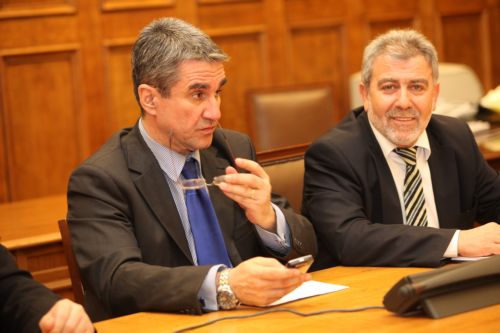 Έντονη κόντρα για την αναδιάρθρωση του συστήματος Υγείας στην επιτροπή της Βουλής