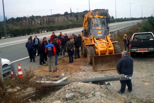 Ξαναξηλώνει τις μπάρες στα διόδια της Πελασγίας ο Απόστολος Γκλέτσος