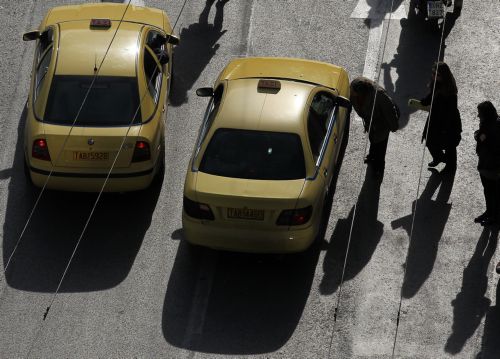Αυξάνεται από την Πρωτοχρονιά το κόμιστρο στα ταξί