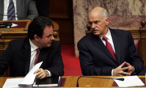 Το σχέδιο συγκέντρωσης υπογραφών για το ευρω-ομόλογο προωθεί η κυβέρνηση