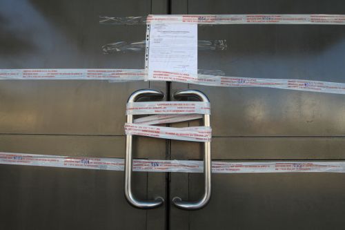 Τρία ακόμη νυχτερινά μαγαζιά σφραγίστηκαν για 48 ώρες από το ΣΔΟΕ