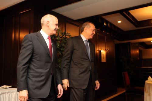 Τηλεφωνική επικοινωνία Παπανδρέου – Ερντογάν εν μέσω ελληνοϊσραηλινών επαφών