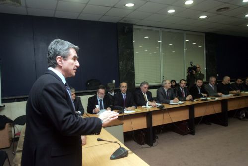 «Επί ποδός πολέμου» οι φαρμακοποιοί μετά το κλείδωμα των αλλαγών στο επάγγελμα