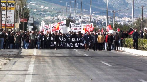 Τα μπλόκα της Κερατέας επισκέφθηκε η Αλέκα Παπαρήγα
