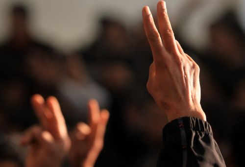 Αγώνας μέχρι τέλους, δηλώνουν οι μετανάστες που βρίσκονται στη Νομική