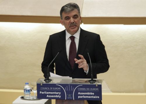 Η Τουρκία δεν διέπραξε Γενοκτονία στην περίπτωση των Αρμενίων, δηλώνει ο Γκιουλ