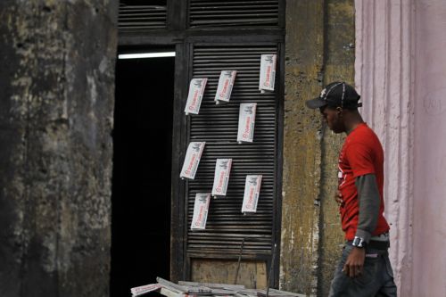 Περαιτέρω χαλάρωση των περιορισμών προς την Κούβα ανακοίνωσαν οι ΗΠΑ