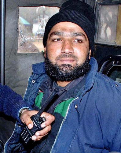 Χιλιάδες «φίλοι» του δολοφόνου του Πακιστανού κυβερνήτη στο Facebook