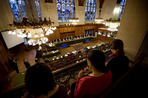 Στο πλευρό της Ελλάδας για το Δίστομο ομάδα Γερμανών νομικών