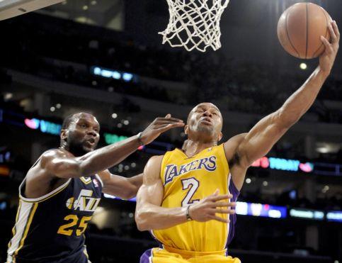 Εύκολα οι Λέικερς τους Τζαζ και οι Σέλτικς το Κλίβελαντ