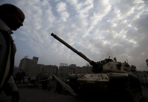 Αποκαθίστανται οι υπηρεσίες κινητής τηλεφωνίας στο Κάιρο – «Κομμένο» το Διαδίκτυο