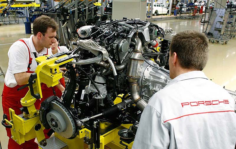 Tετρακύλινδρους κινητήρες εξελίσσει η Porsche