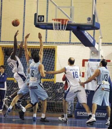 Ο Σμιθ «σκότωσε» τον Κολοσσό, 71-58 ο Πανελλήνιος