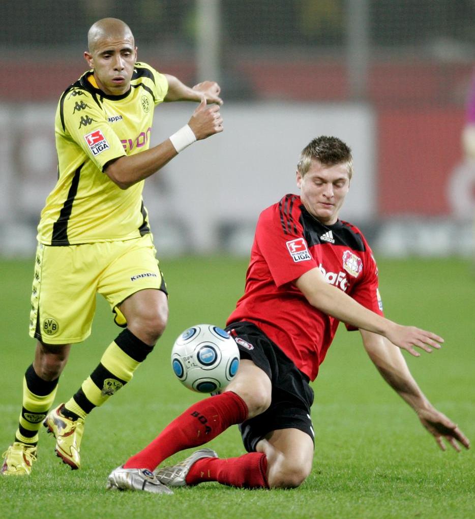 Επανέναρξη με Λεβερκούζεν – Ντόρτμουντ στη Γερμανία