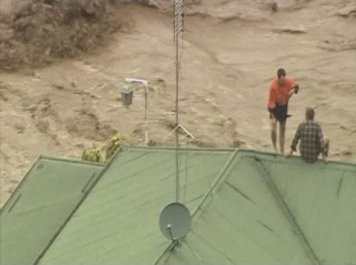 Εκκενώνονται κατοικίες στο Μπρίσμπεϊν της Αυστραλίας εξαιτίας της θεομηνίας