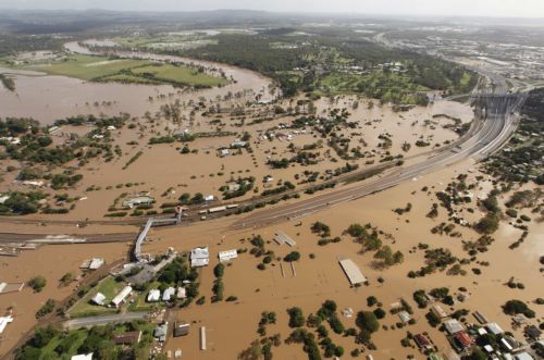 Επιμνημόσυνες δεήσεις για τους νεκρούς της καταστροφής στην Αυστραλία