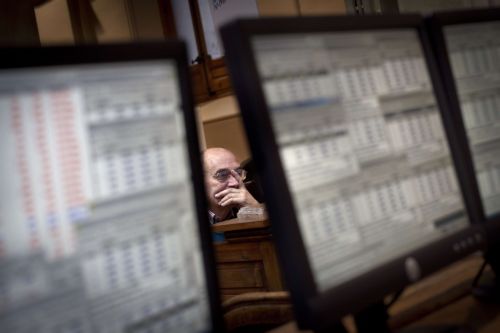 Στις πιέσεις για προσφυγή στο μηχανισμό διάσωσης αντιστέκεται η Πορτογαλία