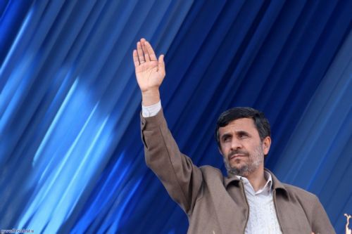 «Καλά αποτελέσματα» σε μελλοντικές συνομιλίες για τα πυρηνικά βλέπει ο Αχμαντινετζάντ