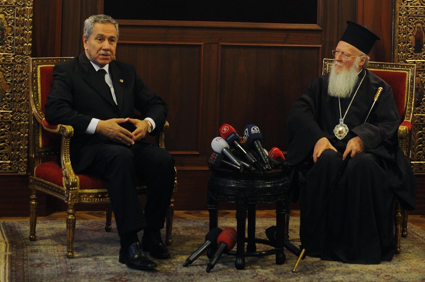 Λύση για τη νομική προσωπικότητα του Πατριαρχείου διερευνά η Τουρκία, κατά τον Μπ.Αρίντς