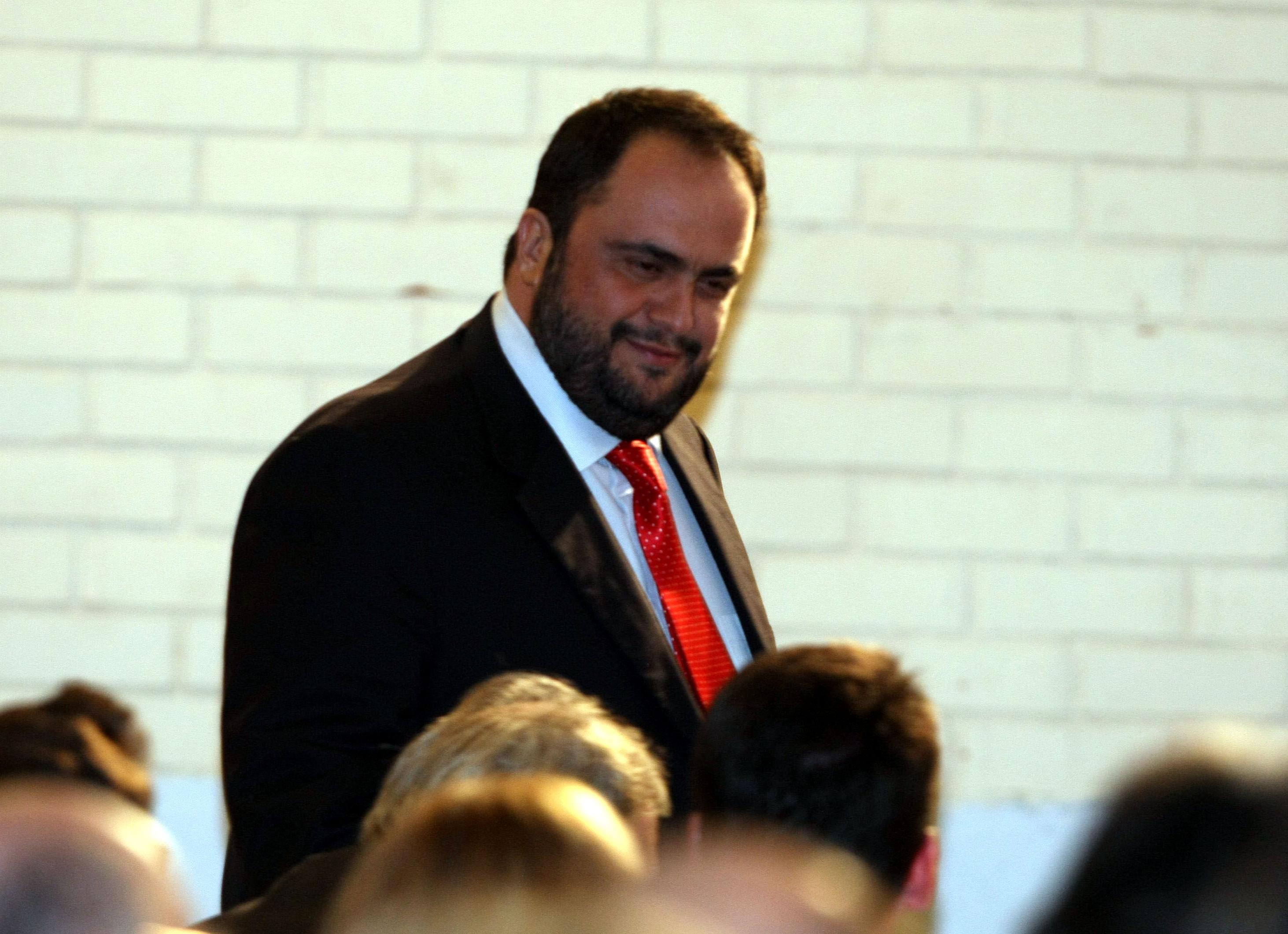 «Μικρομέτοχος σε σύγχυση ο Πατέρας» απάντησε ο Μαρινάκης