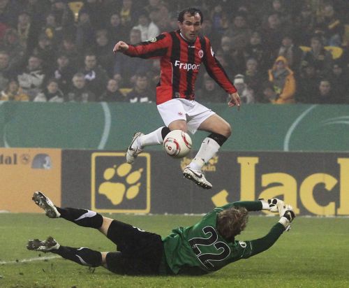 Ο Γκέκας θέλει να κλείσει την καριέρα του στην Αϊντραχτ