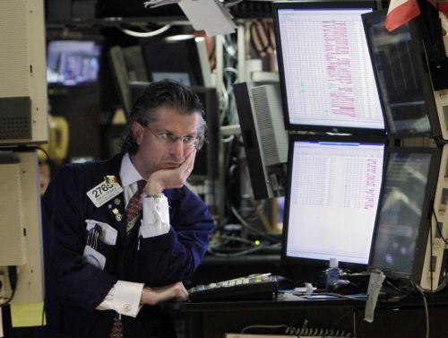 Πτώση στα ευρωπαϊκά χρηματιστήρια και τη Γουόλ Στριτ την Τρίτη