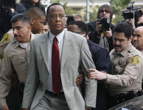 Ξεκίνησε η ακροαματική διαδικασία σε βάρος του γιατρού του Μ.Τζάκσον