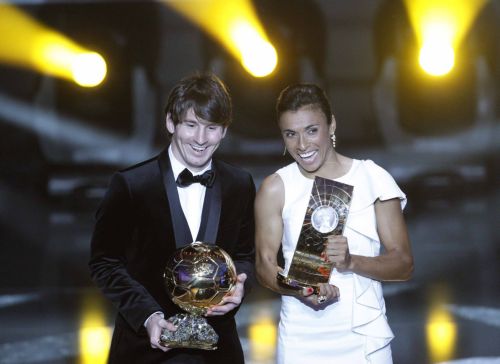 Στον Λιονέλ Μέσι και πάλι η Χρυσή Μπάλα, κορυφαίος τεχνικός ο Μουρίνιο