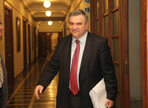 Σε συνεργασία με το υπουργείο Δικαιοσύνης ο ορισμός των ποινών για τους φοροφυγάδες