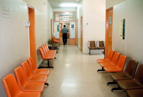 Σχέδιο για ιδιώτες γιατρούς στο ΙΚΑ μελετά το υπουργείο Εργασίας