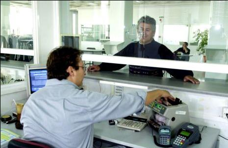 Αναβάλλεται η υπαγωγή στην περαίωση επιτηδευματιών με ακίνητη περιουσία άνω των 400.000 ευρώ