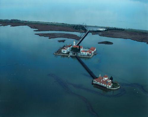 Για τον Φεβρουάριο του 2012 αναβλήθηκε η δίκη για την κυριότητα της Βιστωνίδας