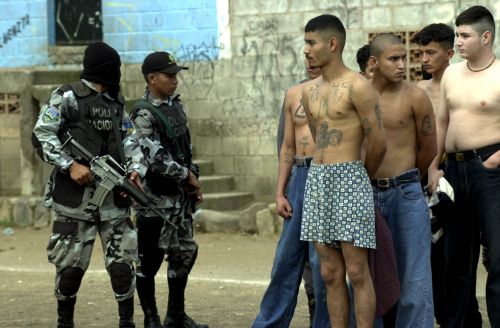 Νεκρά από σφαίρες ενόπλων τέσσερα παιδιά στην Ονδούρα