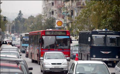 Κατάληψη λεωφορείων από ακτιβιστές-επιβάτες στη Θεσσαλονίκη