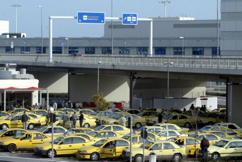 Σταθερό το κόμιστρο των ταξί για τη διαδρομή από και προς το «Ελ.Βενιζέλος»