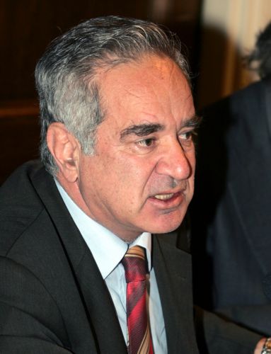 Όχι στην κατάργηση ελάχιστων αμοιβών και γεωγραφικών περιορισμών, επιμένουν οι δικηγόροι