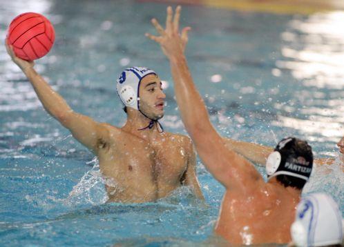 «Μισός» στη ναυμαχία με τη Παρτιζάν ο Ολυμπιακός