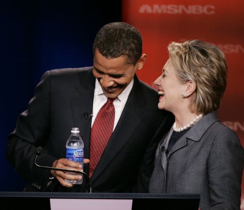 Δεν έχει οριστικοποιηθεί η επίσκεψη της Χίλαρι Κλίντον στην Ελλάδα, λέει το ΥΠΕΞ