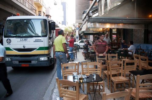 Επιχείρηση «συμμάζεμα» στα τραπεζοκαθίσματα ξεκινά ο Δήμος Θεσσαλονίκης